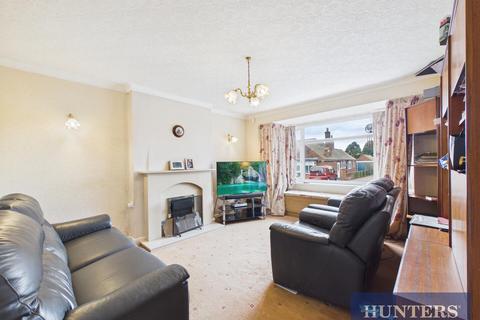 2 bedroom detached bungalow for sale, Nightingale Drive, Bridlington