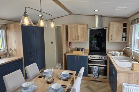 2 bedroom park home for sale, Marlie Holiday Park – Kent