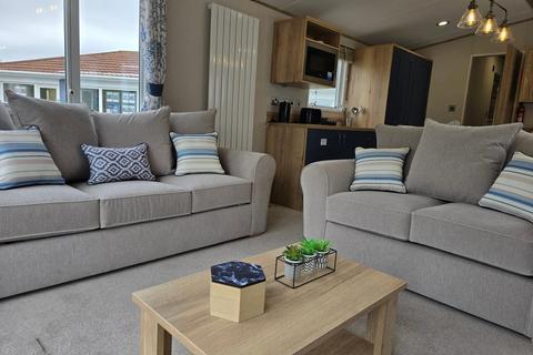 2 bedroom park home for sale, Marlie Holiday Park – Kent