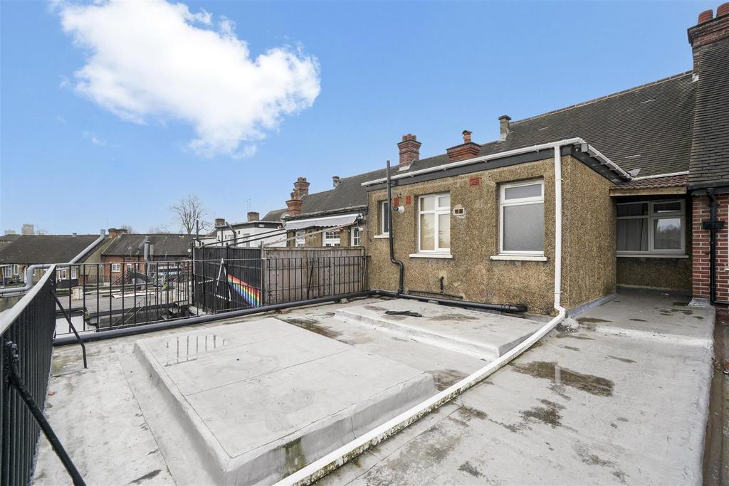 206 A Preston Road - 0k JNr3j Hx6 Fe HKSy Gfpg.jpg