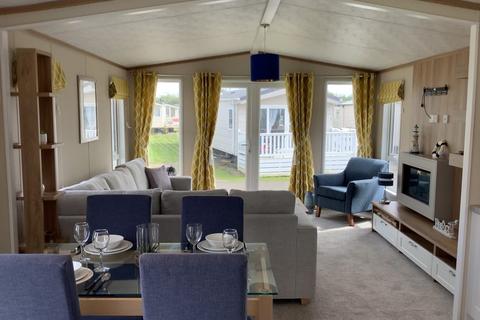 2 bedroom park home for sale, Marlie Holiday Park – Kent