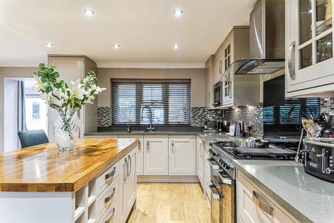 undefined, Meadowsweet Drive, Calne