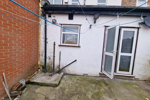 undefined, Clayton Avenue, Wembley HA0