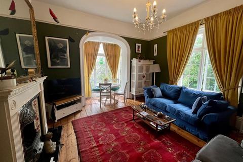 undefined, 12 Abbey Road, Malvern