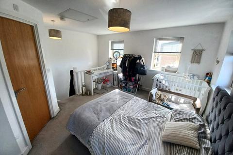 undefined, Manesty Grove, Leeds, West Yorkshire, UK, LS14