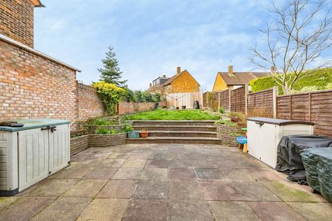 3 bedroom semi-detached house for sale, Hayling Road, Watford