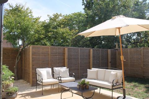 3 bedroom house for sale, Ravensbourne Avenue, Bromley, BR2