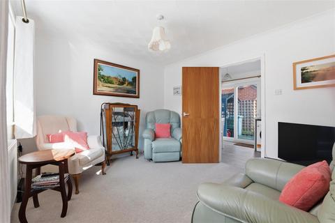 undefined, Leeks Close, Southwell NG25