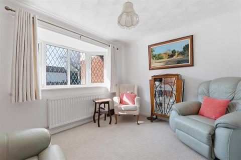 undefined, Leeks Close, Southwell NG25