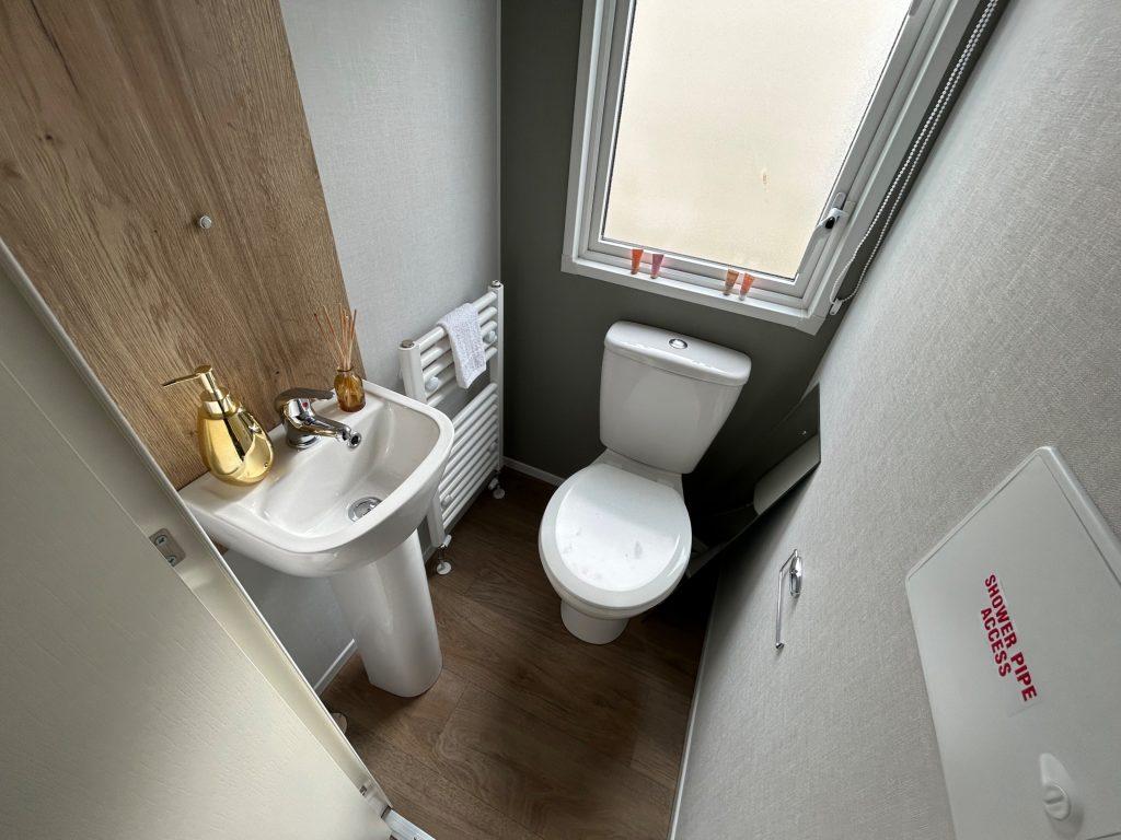 Willerby Midhurst 2024 Car0063318 86873240.jpeg