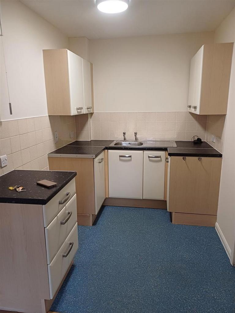 Flat 12 WH Kitchen.jpg