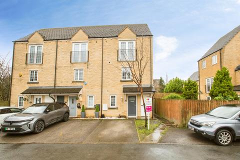 undefined, Pippin Court, HALIFAX