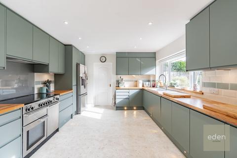 5 bedroom detached house for sale, Sevington Park, Maidstone, ME15