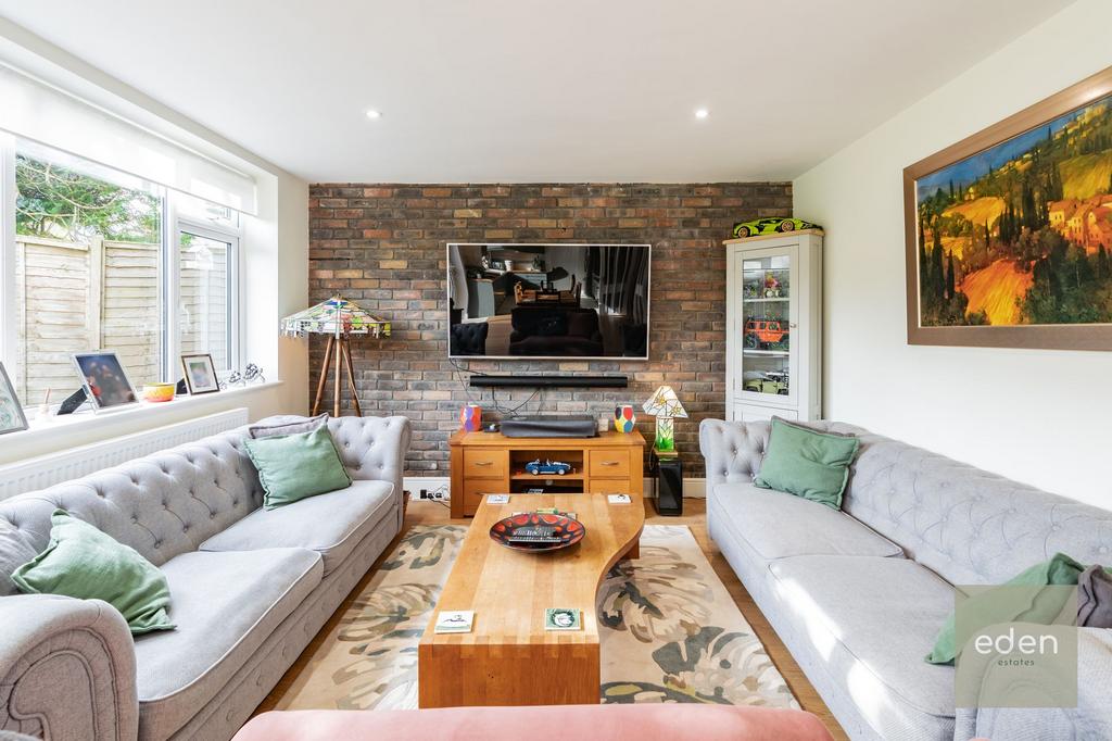 Kitchen/Lounge/Family room