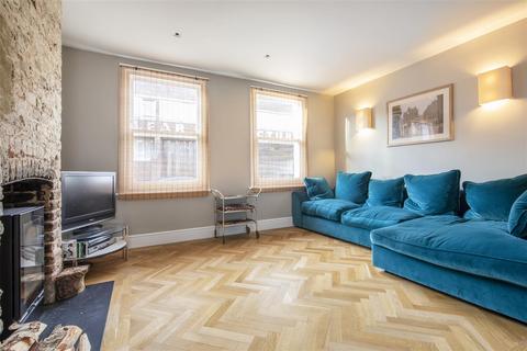 4 bedroom end of terrace house to rent, Springvale Terrace, London, W14