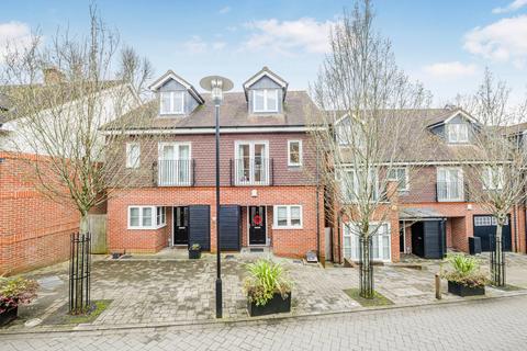 undefined, Uplands Road, Surrey GU1