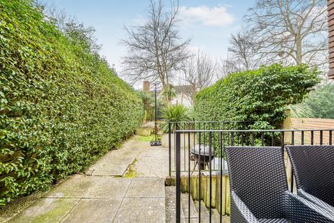 undefined, Uplands Road, Surrey GU1