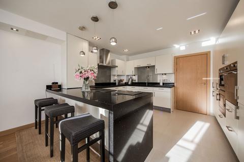 2 bedroom apartment for sale, Little Trodgers Lane, Mayfield