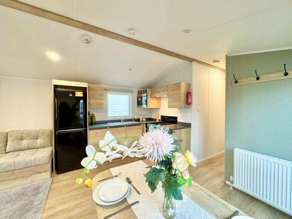Willerby Midhurst 2024 Car0064260 126460309.jpeg