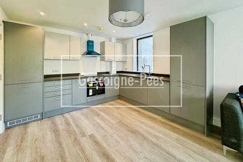 2 bedroom apartment to rent, Savoy Place, Farnborough, GU14