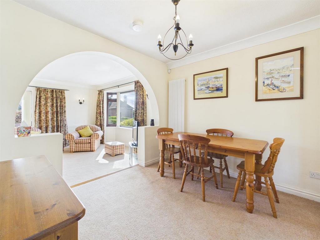 Living/Dining Room