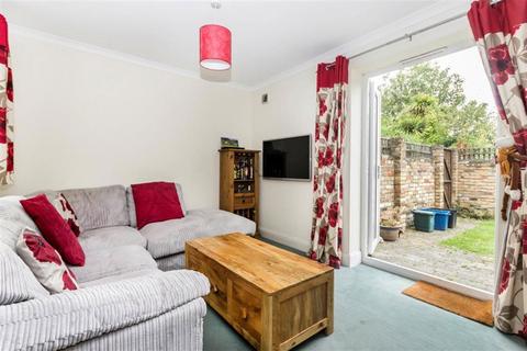 undefined, Waldegrave Road, Teddington TW11