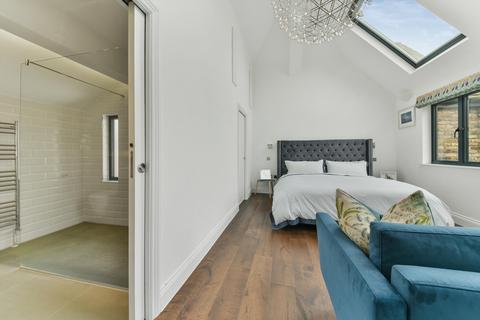 undefined, Mews Street, London, E1W.