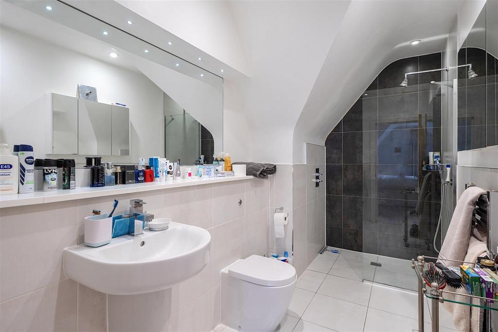 Ensuite Shower Room