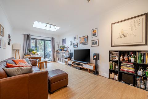 3 bedroom flat for sale, Alexandra Park Road, Muswell Hill, London, N10