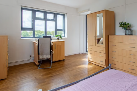 Studio to rent, Surrey Quays Landale House, 101 Lower Road, London
