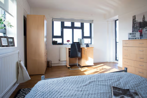 Studio to rent, Surrey Quays Landale House, 101 Lower Road, London