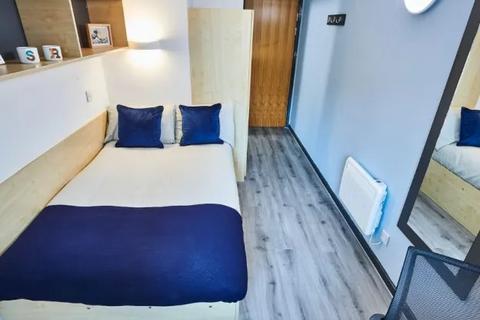 undefined, 20 Daulby St