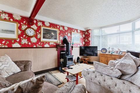 3 bedroom end of terrace house for sale, Dennis Road, Coventry, West Midlands, CV2