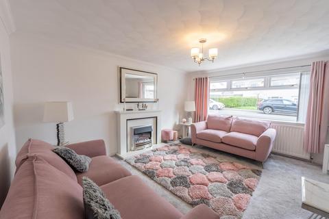 undefined, Glenview Crescent, Moodiesburn, G69 0JR