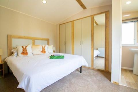 2 bedroom park home for sale, Sand le Mere Holiday Park – Yorkshire
