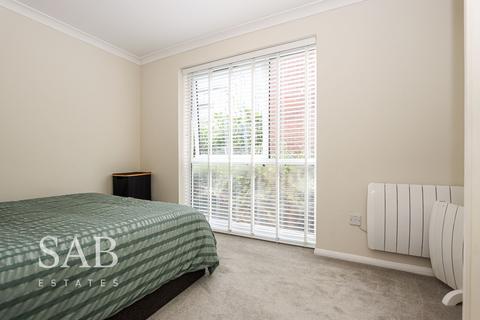 undefined, Bollo Bridge Road, London, W3