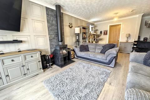 undefined, Rhodfa Cregyn, Abergele, Conwy, LL22 9YL