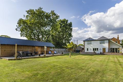 4 bedroom detached house for sale, Copse Lane, Hayling Island, PO11