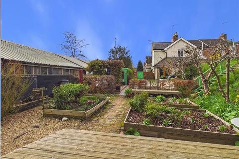3 bedroom end of terrace house for sale, Hamilton Road, Wivenhoe, Colchester, Essex, CO7