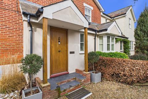 3 bedroom end of terrace house for sale, Hamilton Road, Wivenhoe, Colchester, Essex, CO7