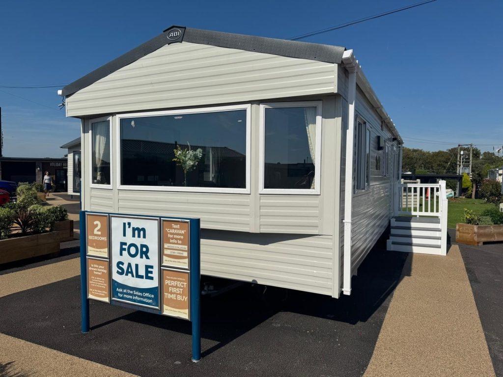 Abi Trieste 2020 Car0064615 117291491.jpeg