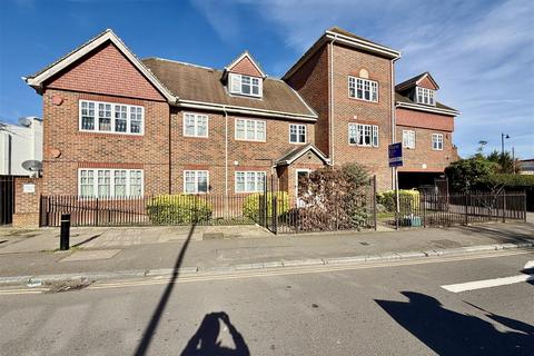 1 bedroom apartment for sale, Pannells Court, Heston TW5