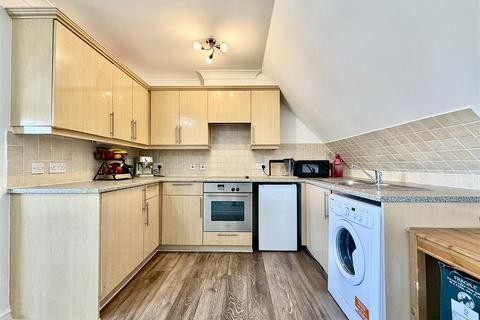 1 bedroom apartment for sale, Pannells Court, Heston TW5