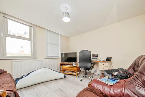 3 bedroom apartment for sale, Burrell Road, Ipswich