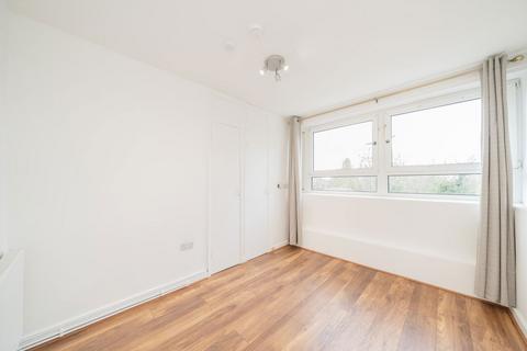 3 bedroom flat to rent, Willesden Lane, London NW2