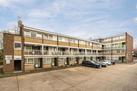 3 bedroom flat to rent, Willesden Lane, London NW2