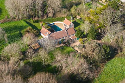 4 bedroom detached house for sale, Rue Des Falles, St. Pierre du Bois, Guernsey
