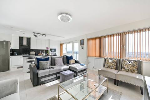 2 bedroom flat for sale, Wheatlands, Heston, Heston, Hounslow, TW5