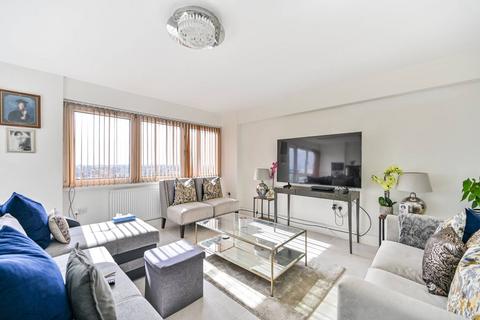 2 bedroom flat for sale, Wheatlands, Heston, Heston, Hounslow, TW5