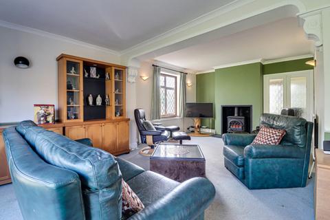 3 bedroom detached house for sale, Lower Luton Road, Wheathampstead, AL4